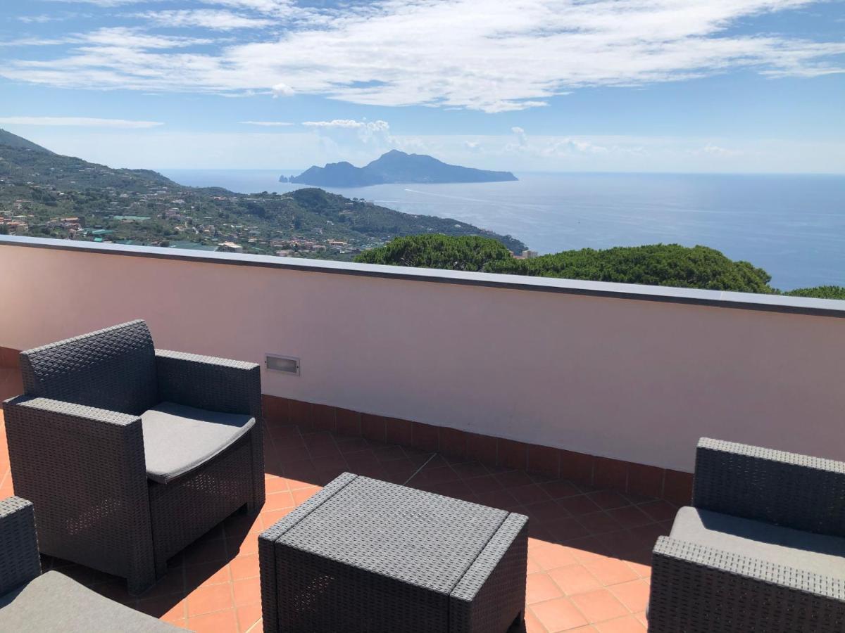 Villa Bellatrix Massa Lubrense Exteriör bild