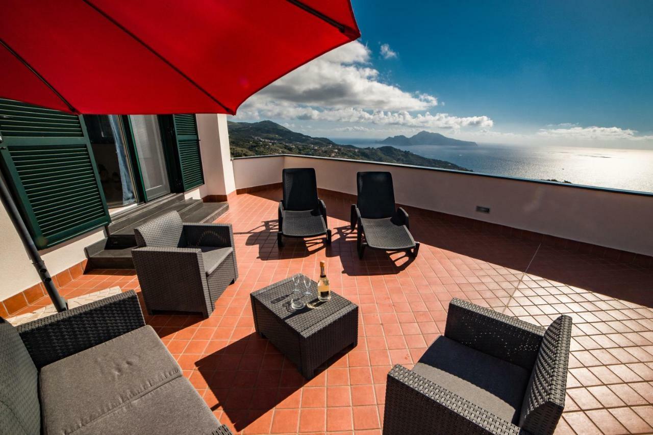 Villa Bellatrix Massa Lubrense Exteriör bild