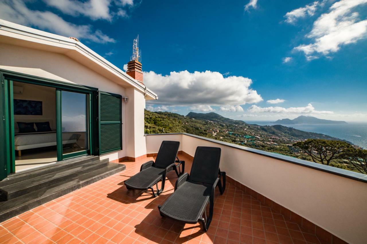 Villa Bellatrix Massa Lubrense Exteriör bild